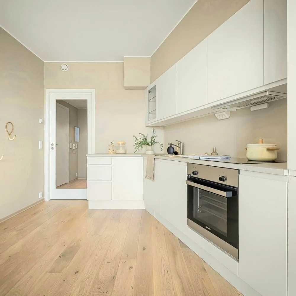 allure-1755615-straight-plank-vinyl-flooring-interior ตัวอย่างการใช้งานพื้นไวนิล ALLURE 1755615 ลายตรง