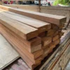 real-teng-hardwood ภาพถ่ายไม้เต็งจริง แสดงลักษณะเนื้อไม้ สีไม้ และลวดลายธรรมชาติของไม้เต็งแปรรูป