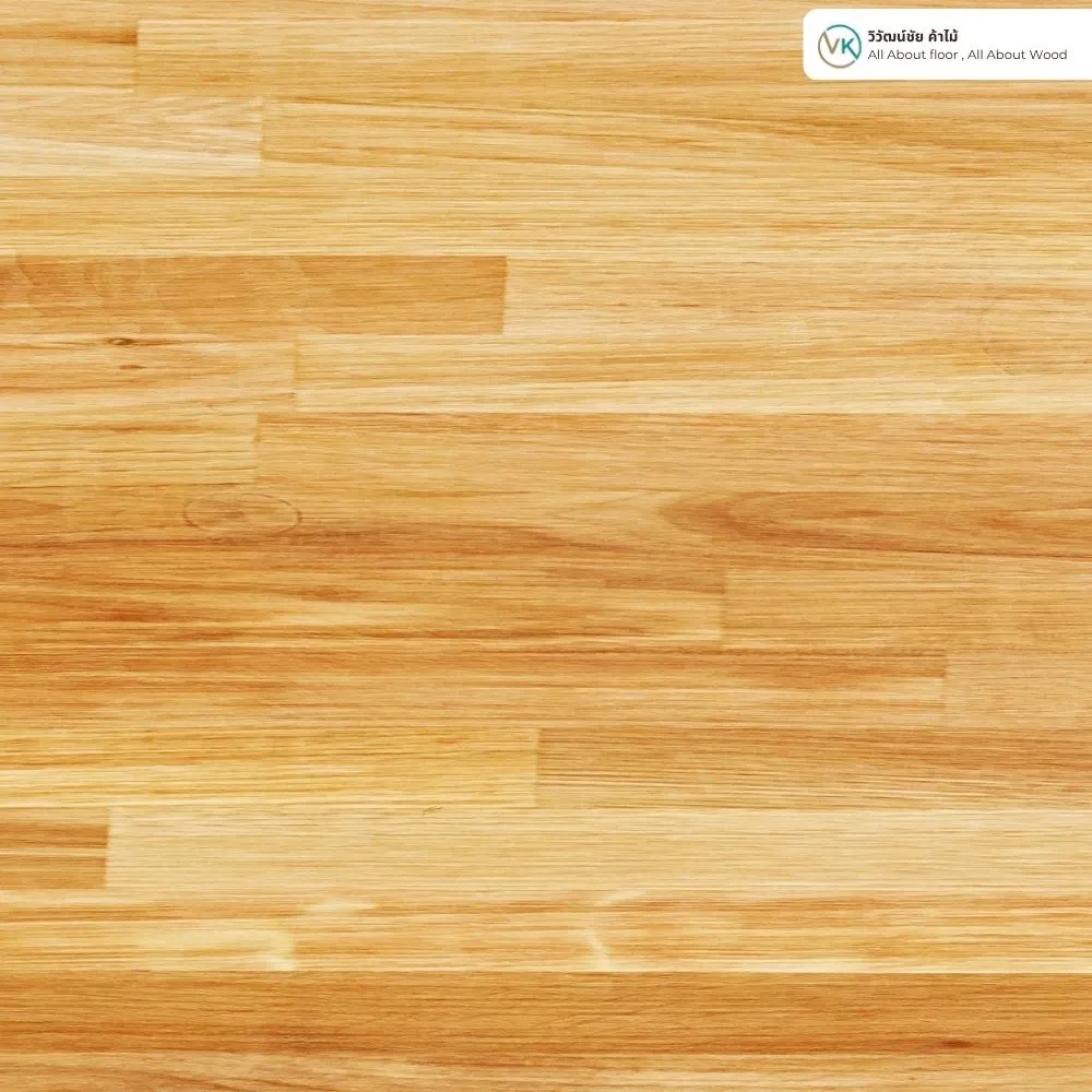 พื้นไม้หลังอุดโป๊ด้วยดินสอพองและขัดเรียบ