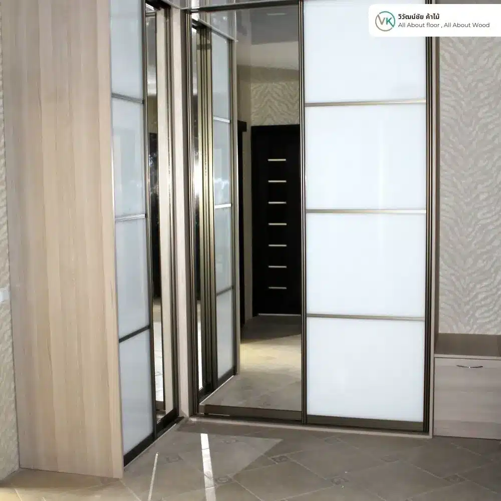 Sliding Wardrobe Door System_result ประตูตู้เสื้อผ้าบานเลื่อนกระจกฝ้าและกรอบอะลูมิเนียม