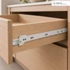 single-roller-undermount-drawer-slide-cream-10-inch-application ตัวอย่างการใช้งานรางลูกล้อตอนเดียวรับใต้สีครีม 10 นิ้ว