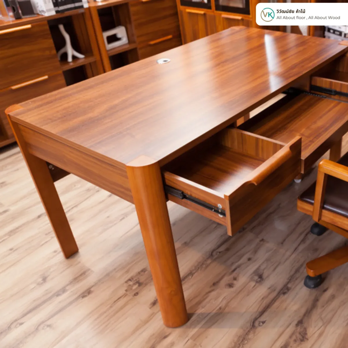 สีย้อมไม้ Beger WoodStain ชนิดกึ่งเงา ตัวอย่างโต๊ะรับประทานอาหารไม้ สีย้อมไม้ Beger WoodStain ชนิดกึ่งเงา ตัวอย่างโต๊ะรับประทานอาหารไม้